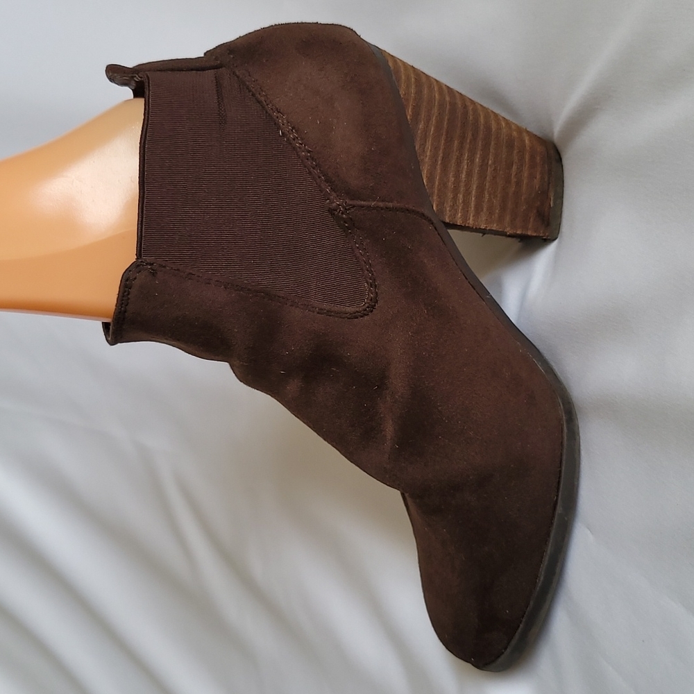 ALDO Ankle Booties - Picture 7 of 16